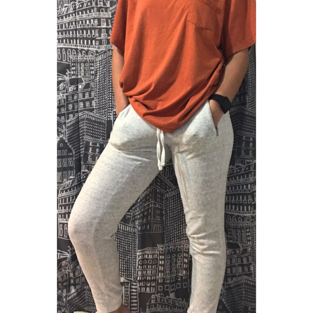 Lou & Grey sweatpants